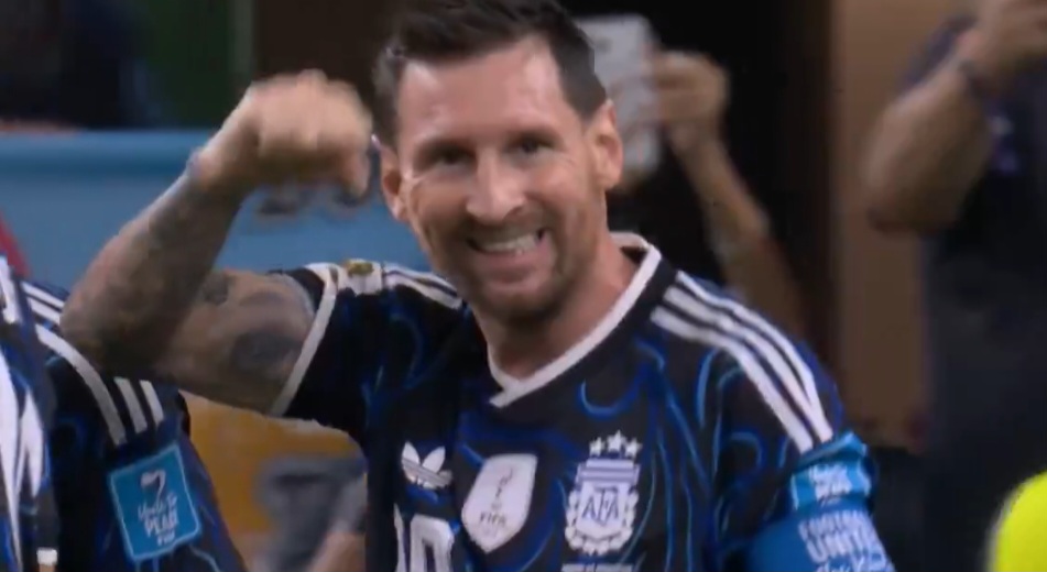 Lionel Messi reaches 72 free kick goals, third all time free kick top scorer