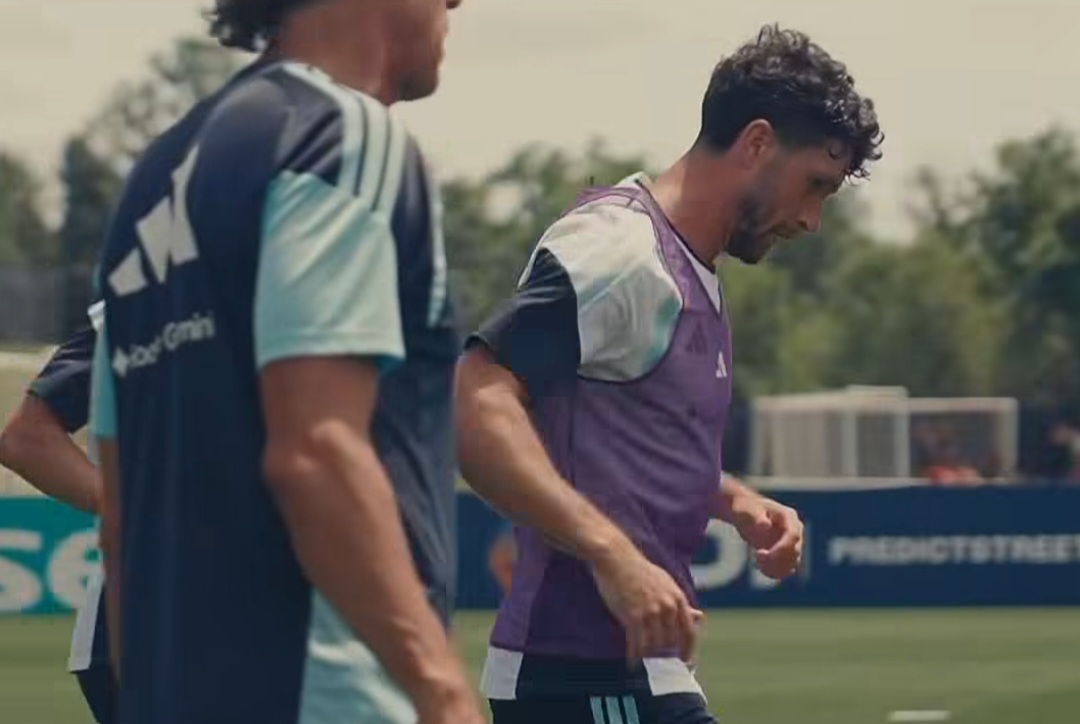 Marcos Senesi and Argentina back line for match vs. Jordan at World Cup