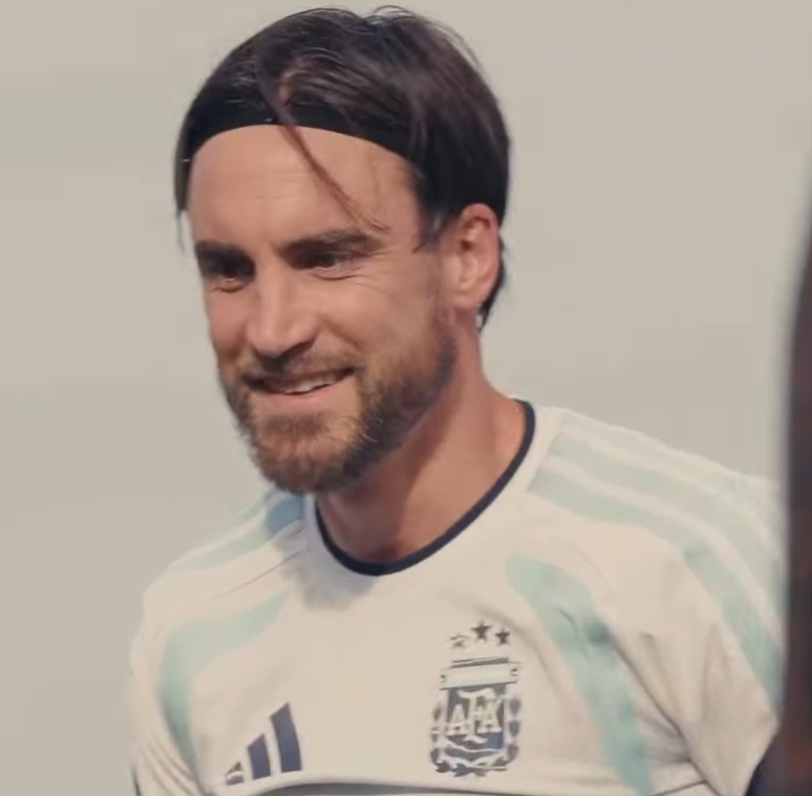 Nicolás Tagliafico trains with the Argentina national team