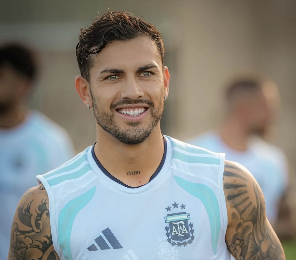 Leandro Paredes, Nahuel Molina and Nicolás González train with Argentina national team