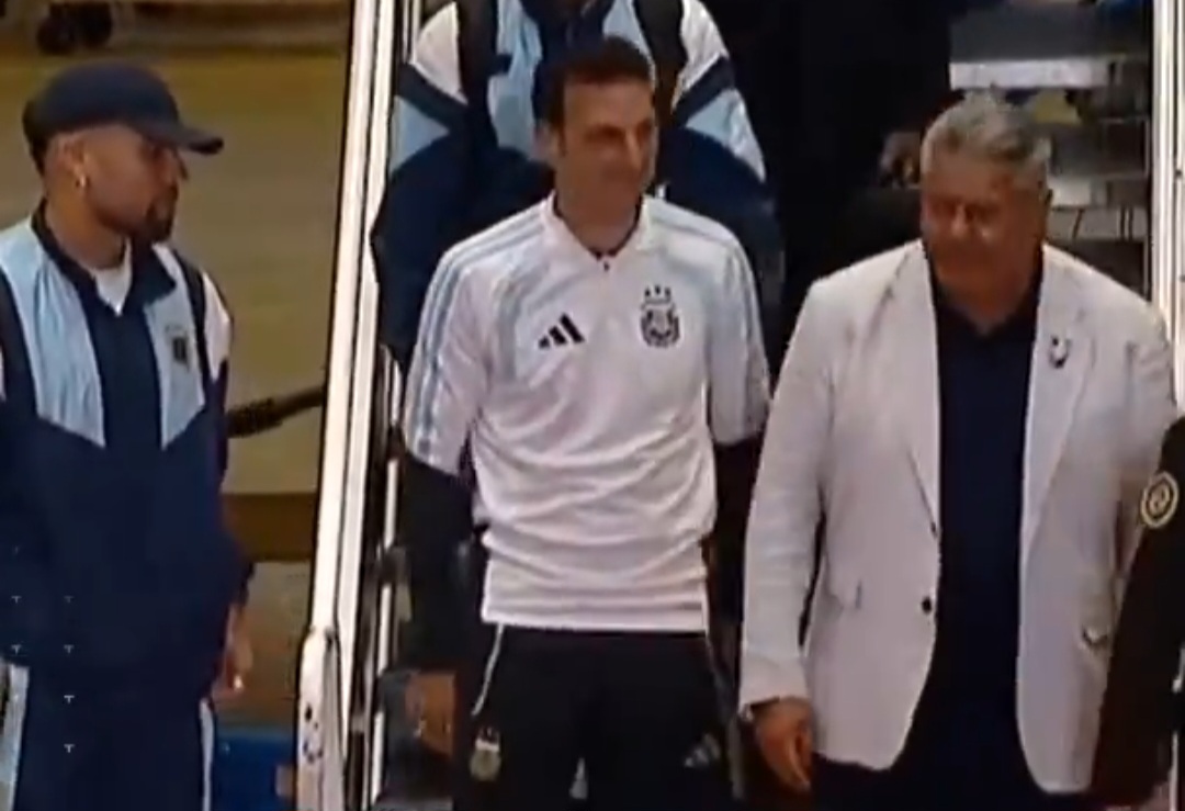 Argentina national team arrive in Argentina after World Cup loss