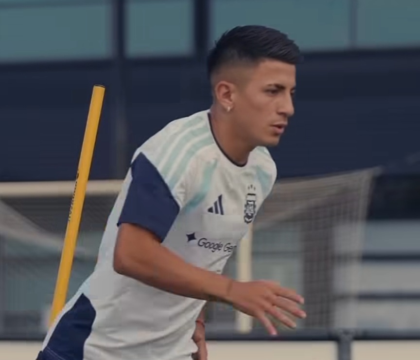 Thiago Almada speaks on Argentina national team before training