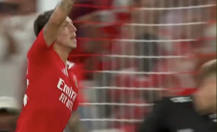 Gianluca Prestianni scores for Benfica in 6-1 win vs. Hearts
