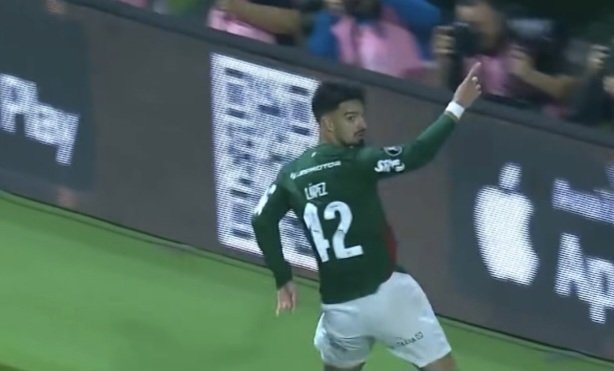 José Manuel López scores for Palmeiras in 1-1 draw vs. Club Cerro Porteño